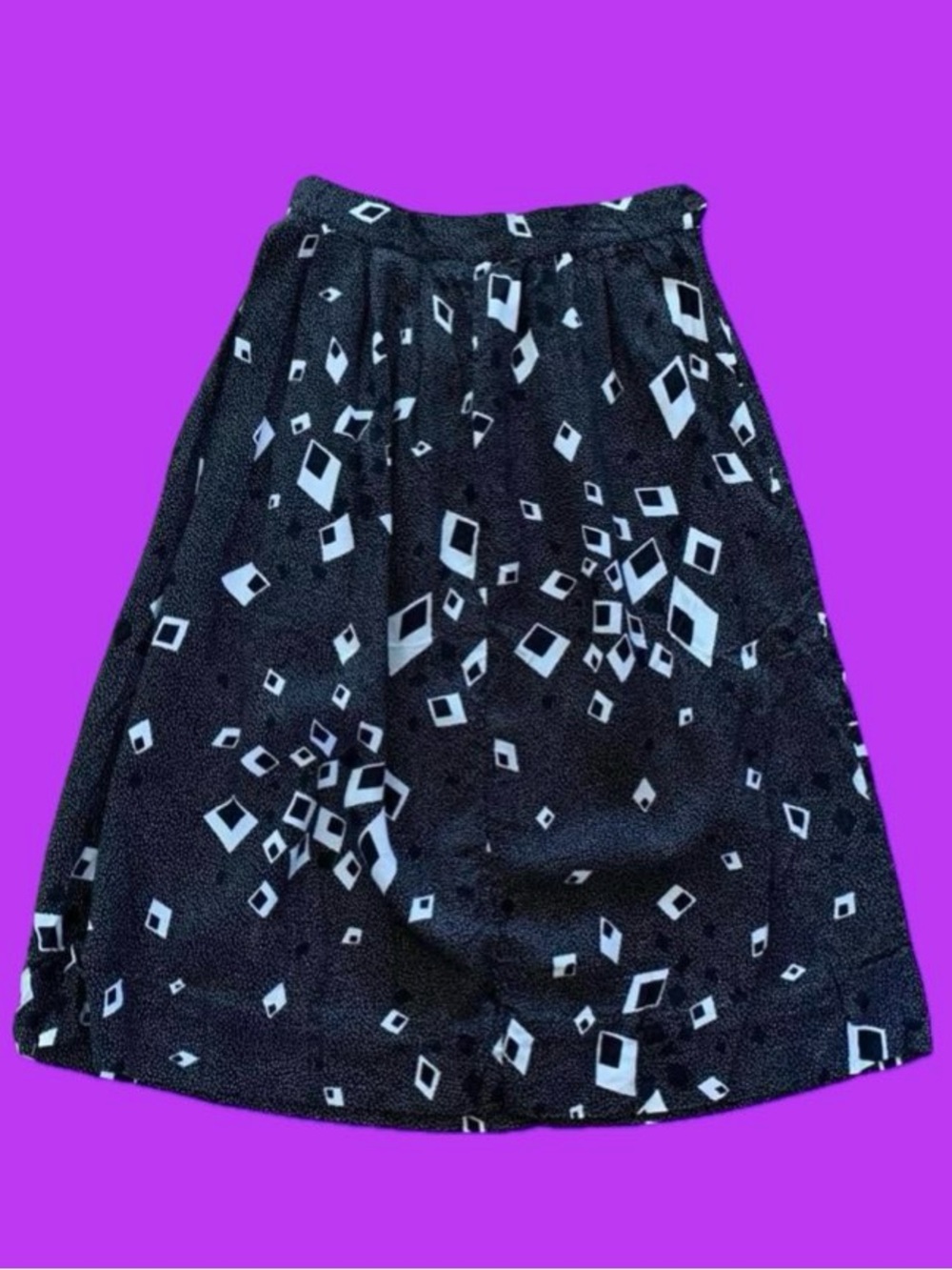 VTG 80s Geometric Midi Skirt – Breezy Semi-Sheer